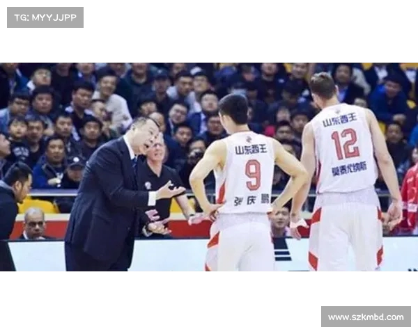 刘玉栋批评中国男篮缺乏训练痕迹 并强调我辈球员不怕欧美对手 刘玉栋批评中国男篮缺乏训练痕迹 并强调我辈球员不怕欧美对手